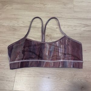Lululemon sports bra